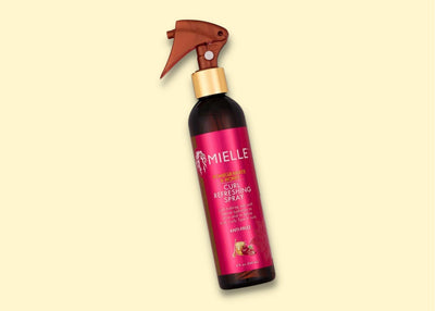 Mielle Organics Pomegranate & Honey Curl Refreshing Spray - Glossyfinds